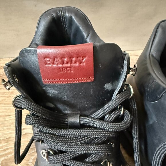 Bally Women's Valiant Leather Boots- Size 38 - Picture 3 of 5